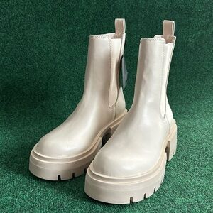 Forever 21 Boot